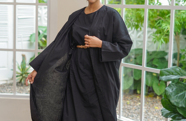 Abaya Sister